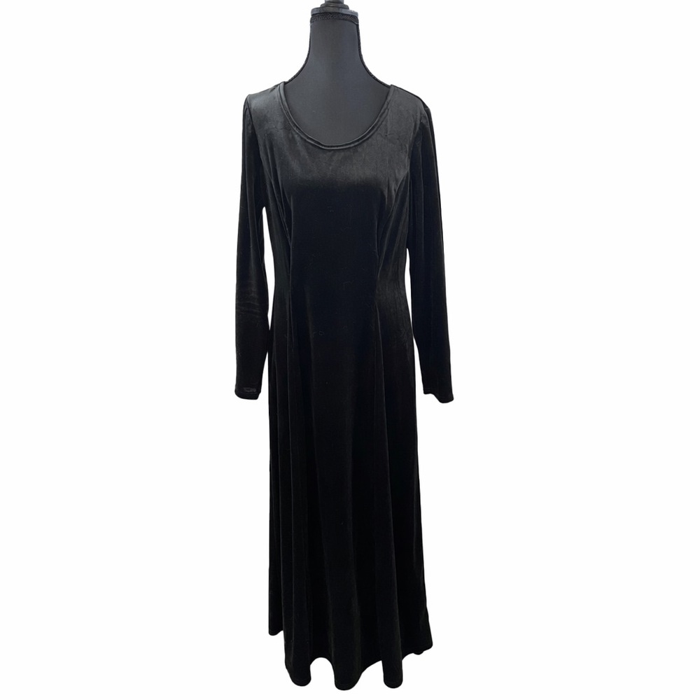 Stonebridge Black Velvet Maxi Dress Long Sleeve Scoop Neck Size 10